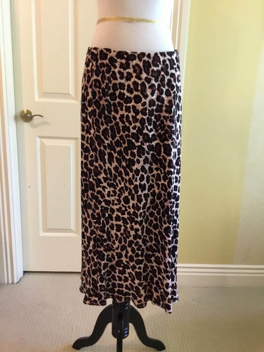 Anthropologie Leopard Print Pull-On Midi Skirt